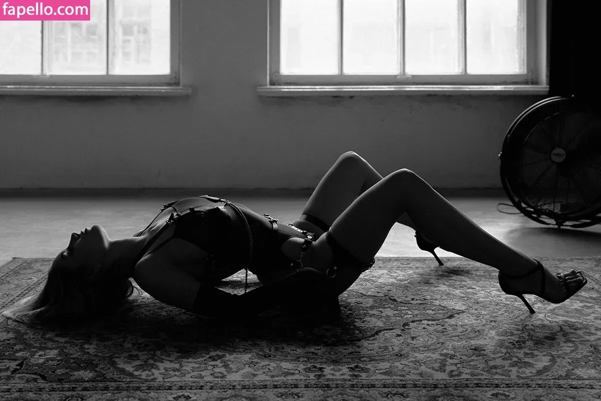 lyubovvomne Onlyfans Photo Gallery 