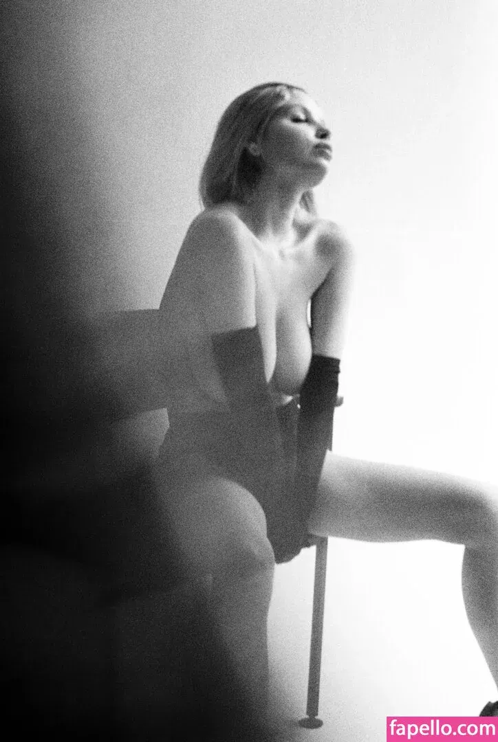 lyubovvomne Onlyfans Photo Gallery 