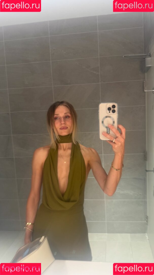 Rita Volk Onlyfans Photo Gallery 