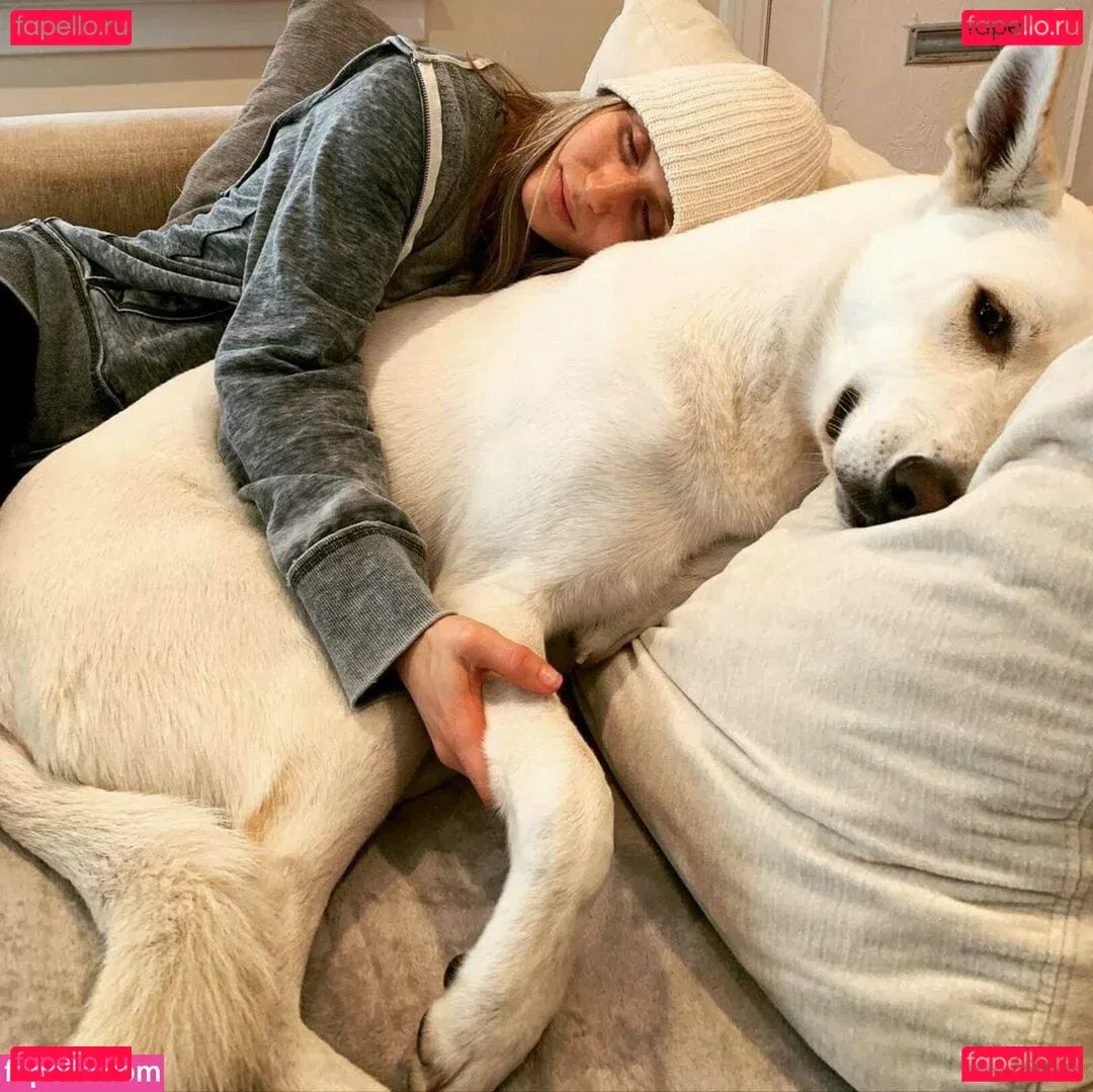 Rita Volk Onlyfans Photo Gallery 