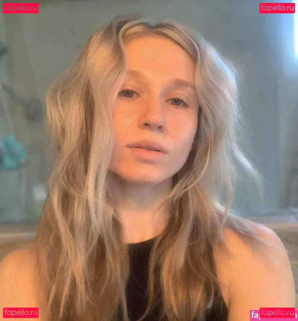 Rita Volk Onlyfans Photo Gallery 