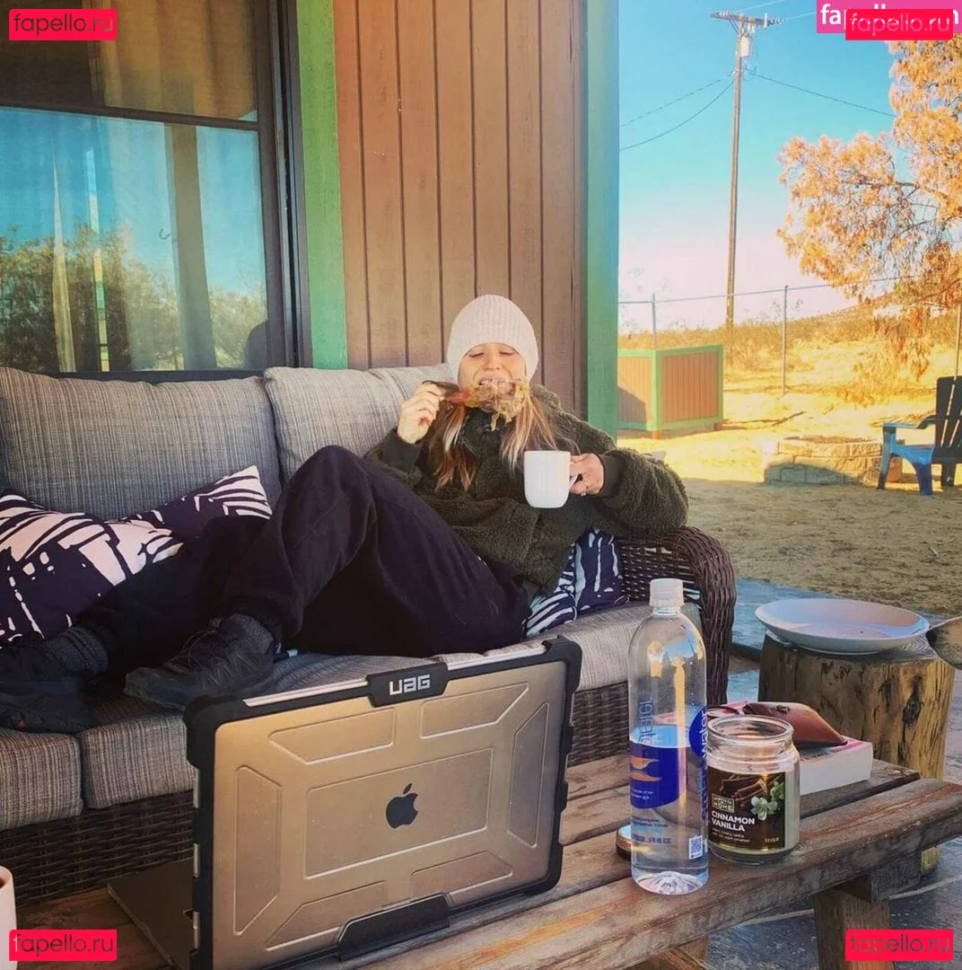 Rita Volk Onlyfans Photo Gallery 