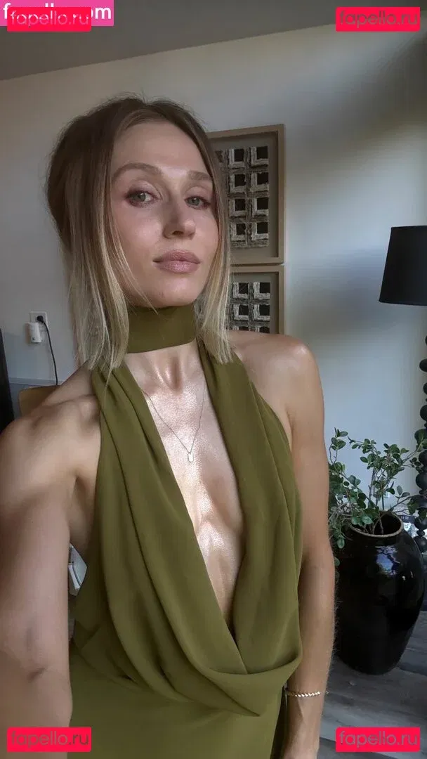 Rita Volk Onlyfans Photo Gallery 