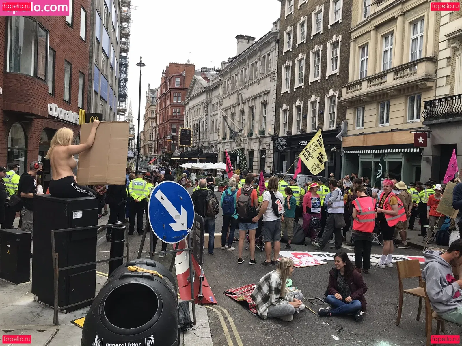 Laura Amherst Onlyfans Photo Gallery 