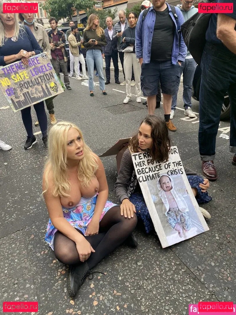 Laura Amherst Onlyfans Photo Gallery 