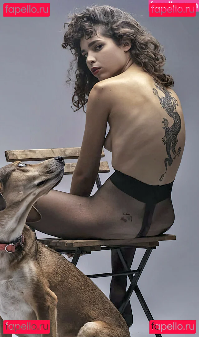 Eylül Su Çuha Onlyfans Photo Gallery 