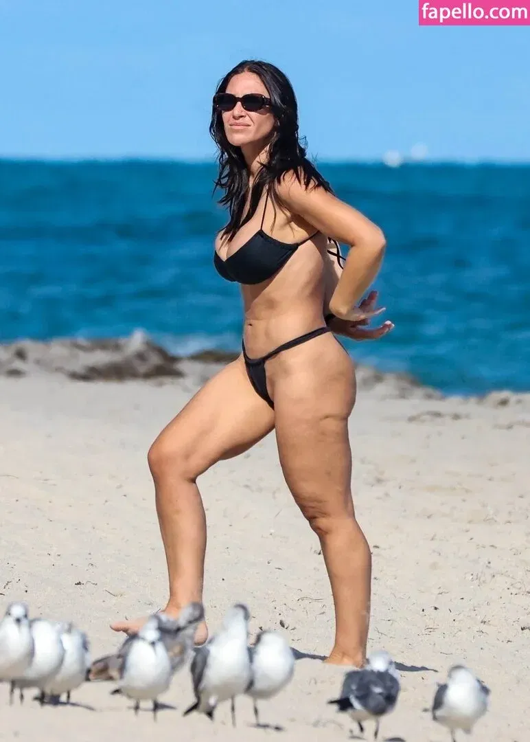 Lauren Pisciotta Onlyfans Photo Gallery 