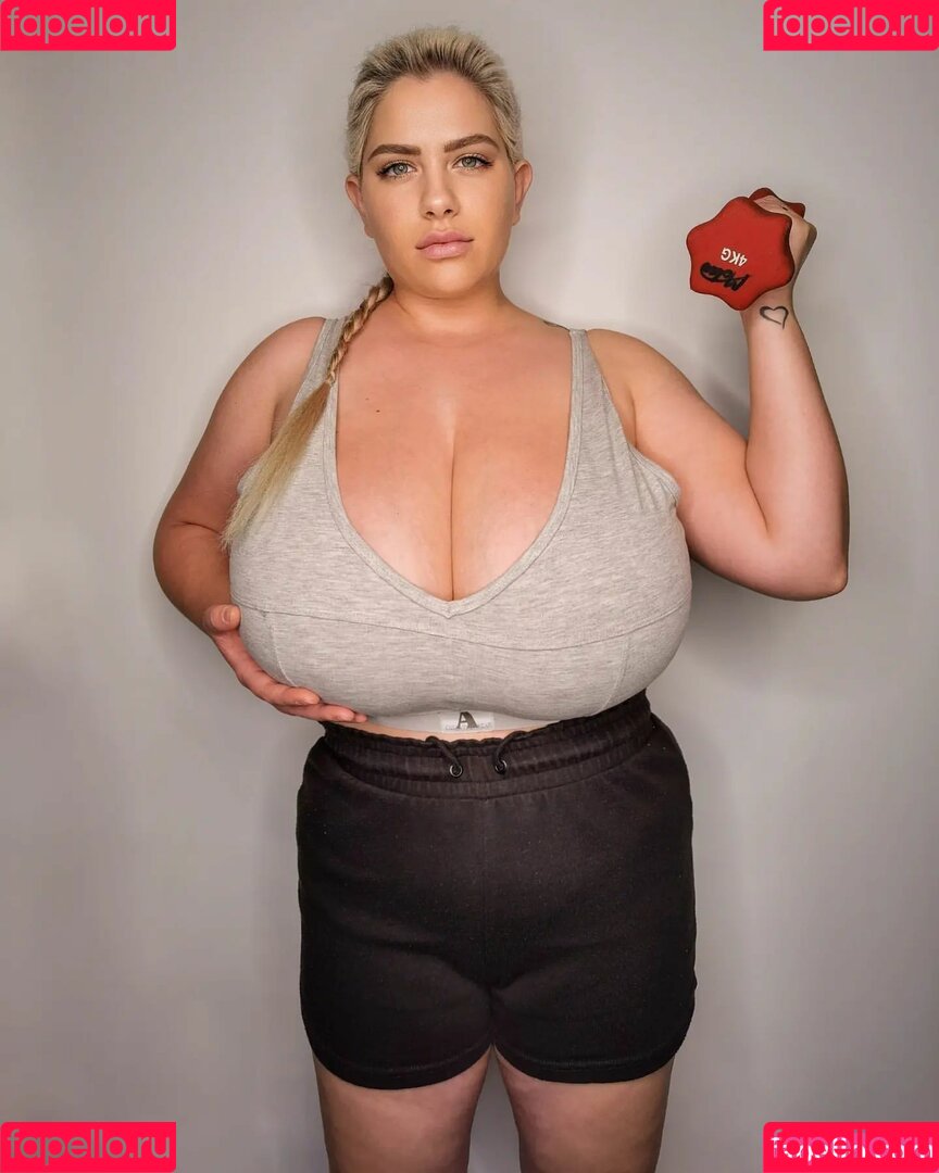 Nina Phoenix Onlyfans Photo Gallery 