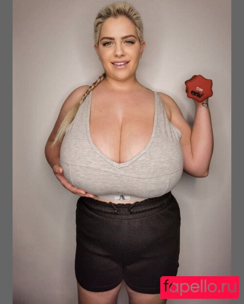 Nina Phoenix Onlyfans Photo Gallery 