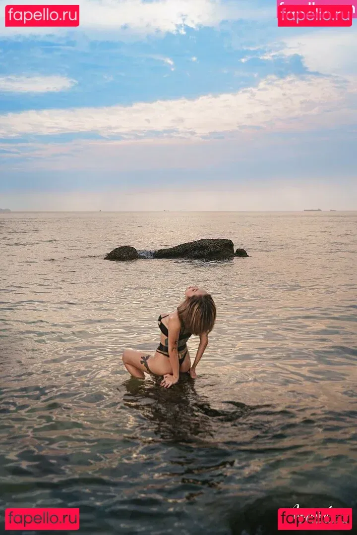 chaly_xx Onlyfans Photo Gallery 