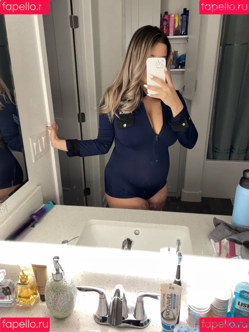 arisfans Onlyfans Photo Gallery 