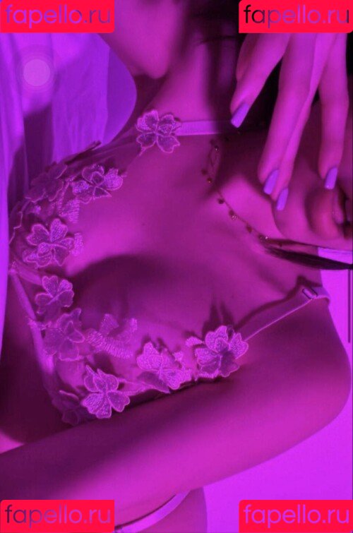 Fifi Rifis Onlyfans Photo Gallery 