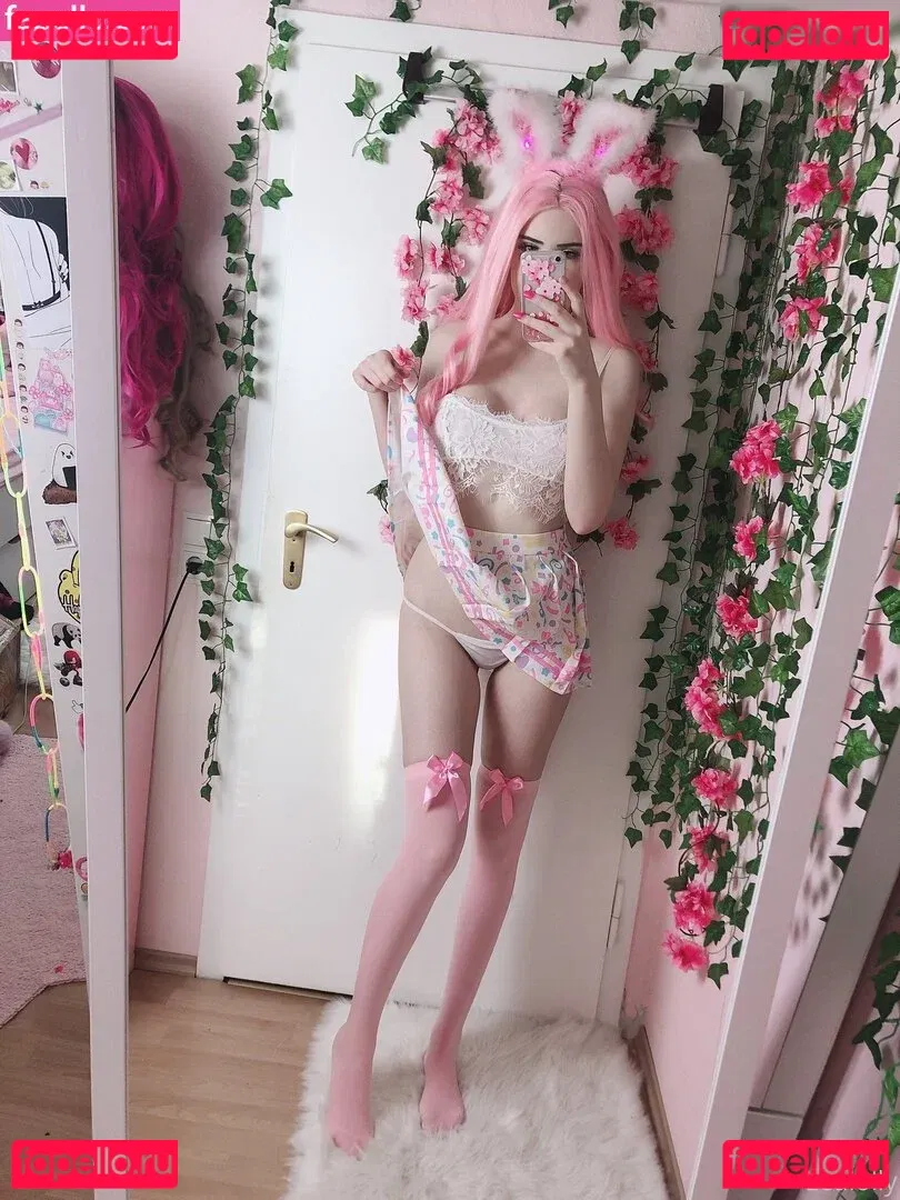 Lea Lolly Onlyfans Photo Gallery 