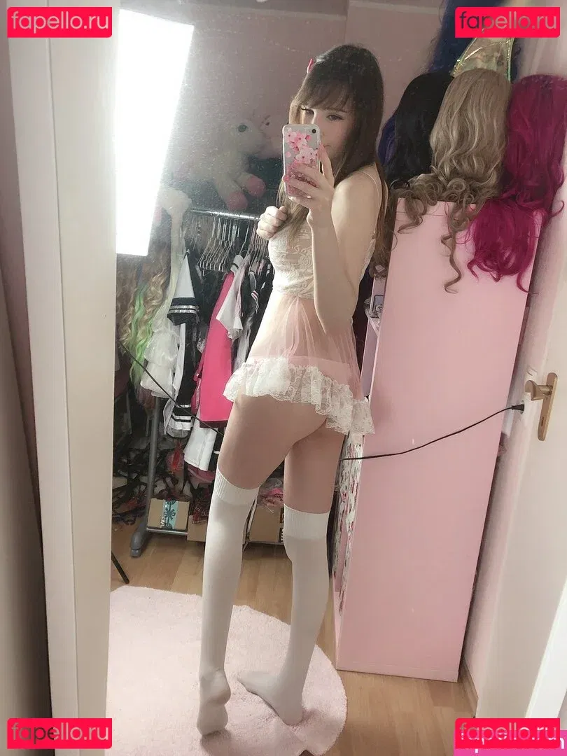 Lea Lolly Onlyfans Photo Gallery 