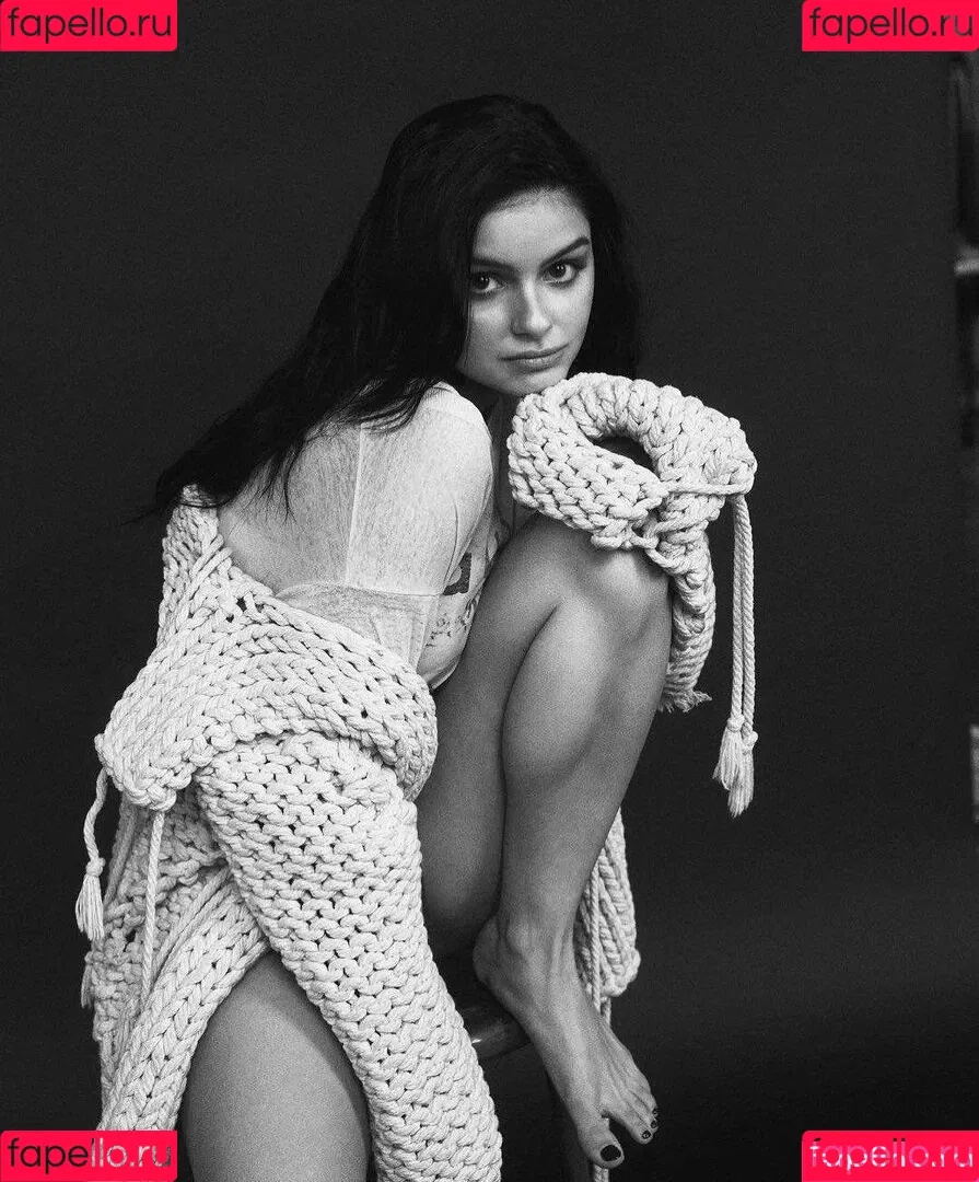 Ariel Winter Onlyfans Photo Gallery 