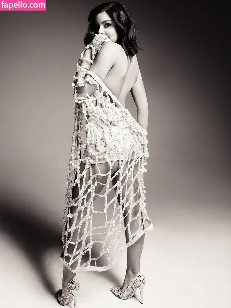 Ariel Winter Onlyfans Photo Gallery 