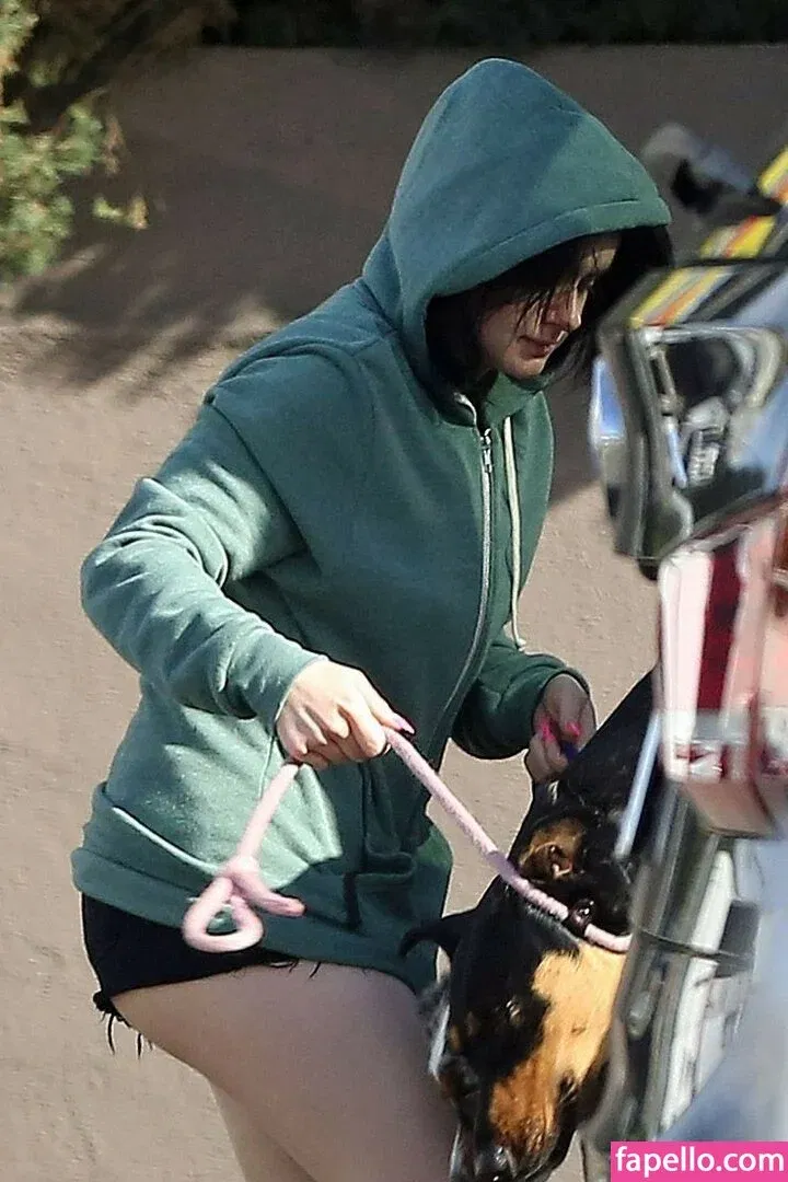 Ariel Winter Onlyfans Photo Gallery 