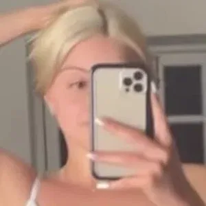 Ariel Winter Onlyfans Photo Gallery 