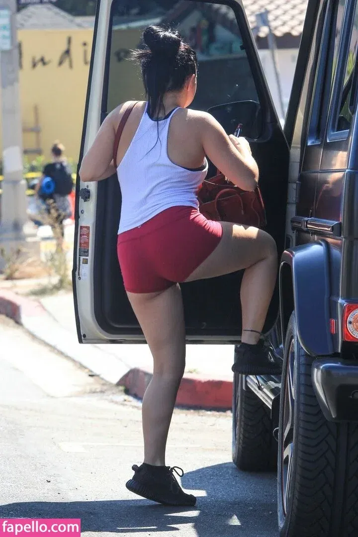 Ariel Winter Onlyfans Photo Gallery 