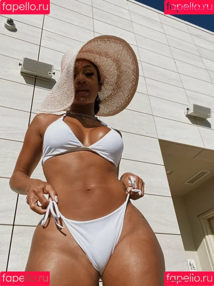 Saweetie Onlyfans Photo Gallery 