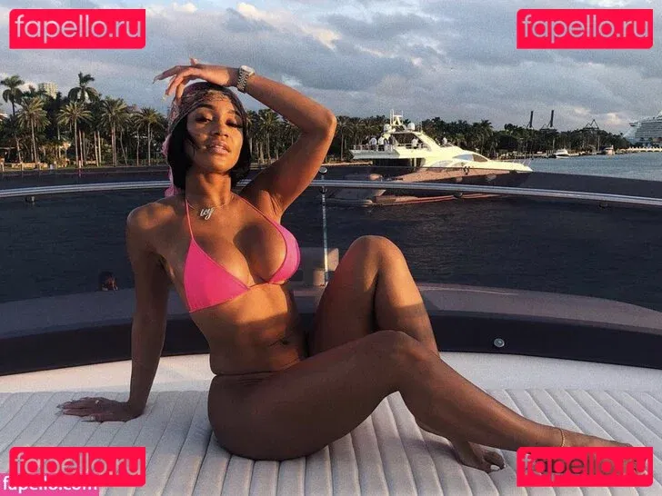 Saweetie Onlyfans Photo Gallery 