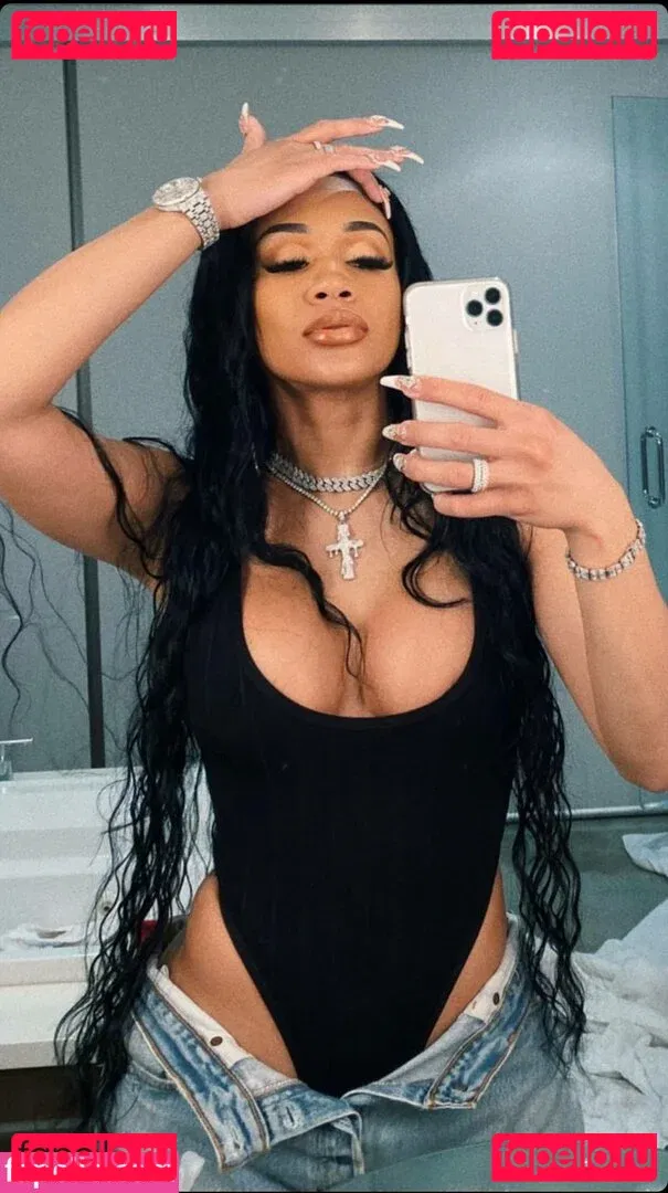 Saweetie Onlyfans Photo Gallery 