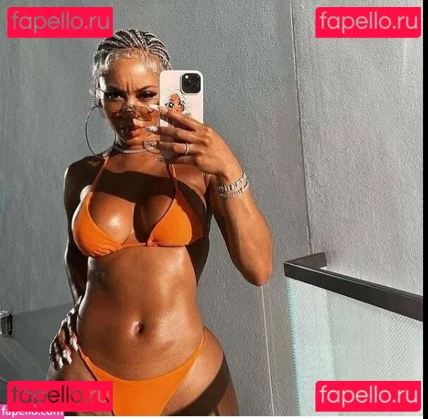 Saweetie Onlyfans Photo Gallery 