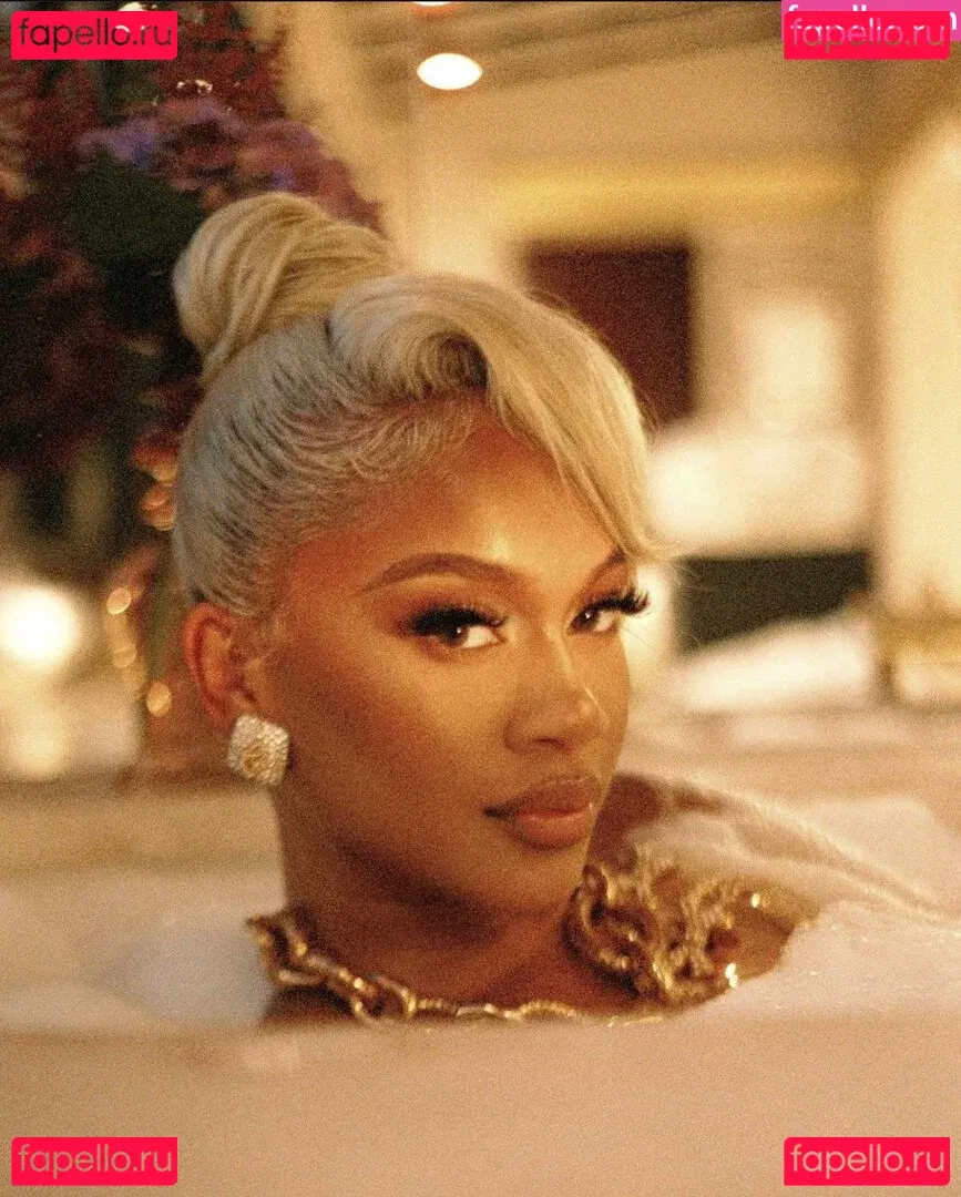 Saweetie Onlyfans Photo Gallery 