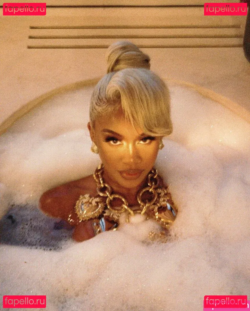 Saweetie Onlyfans Photo Gallery 