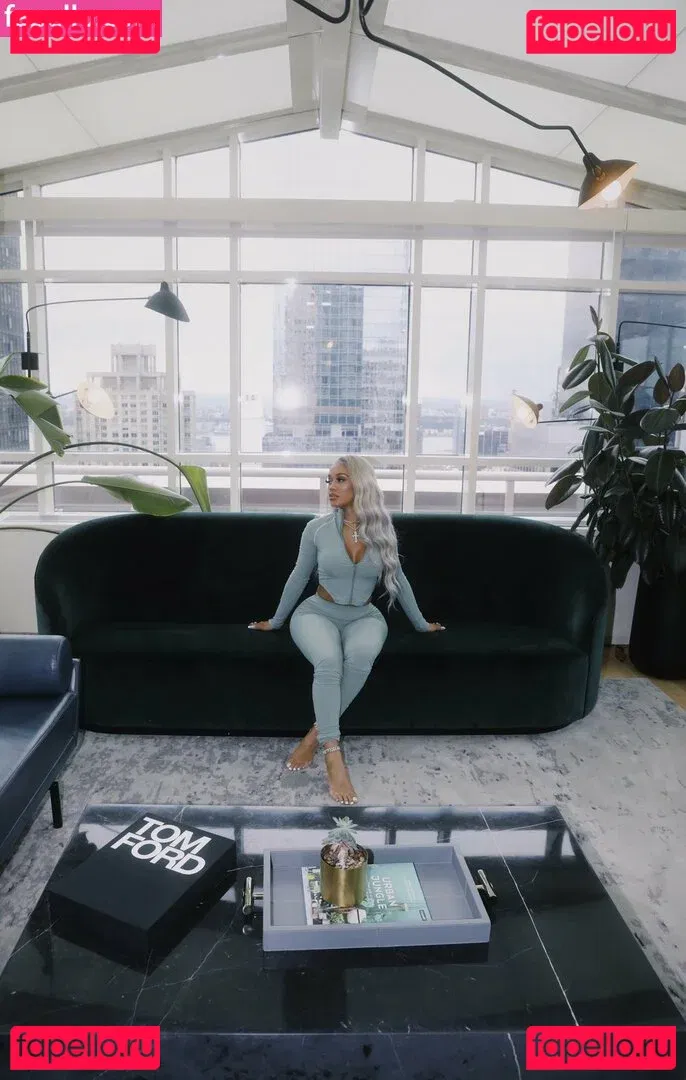 Saweetie Onlyfans Photo Gallery 