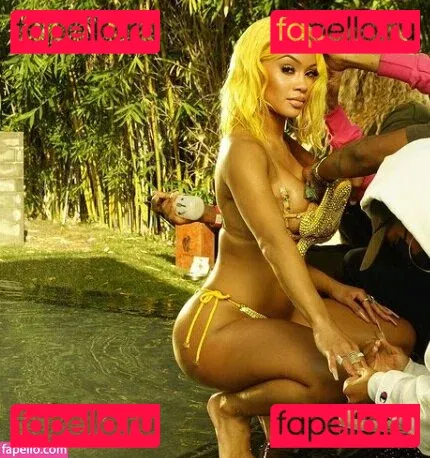 Saweetie Onlyfans Photo Gallery 