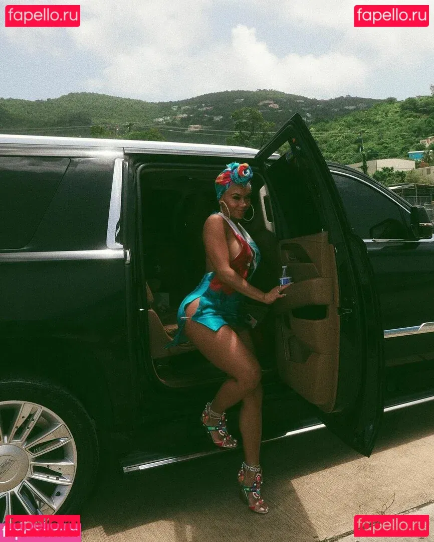 Saweetie Onlyfans Photo Gallery 