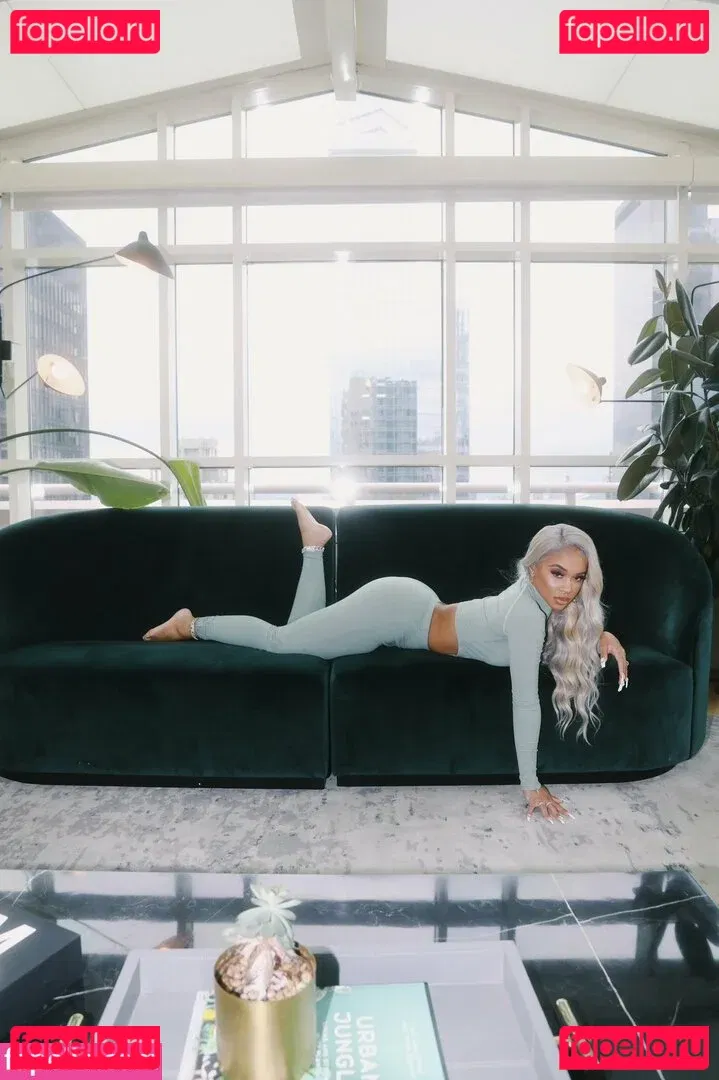 Saweetie Onlyfans Photo Gallery 