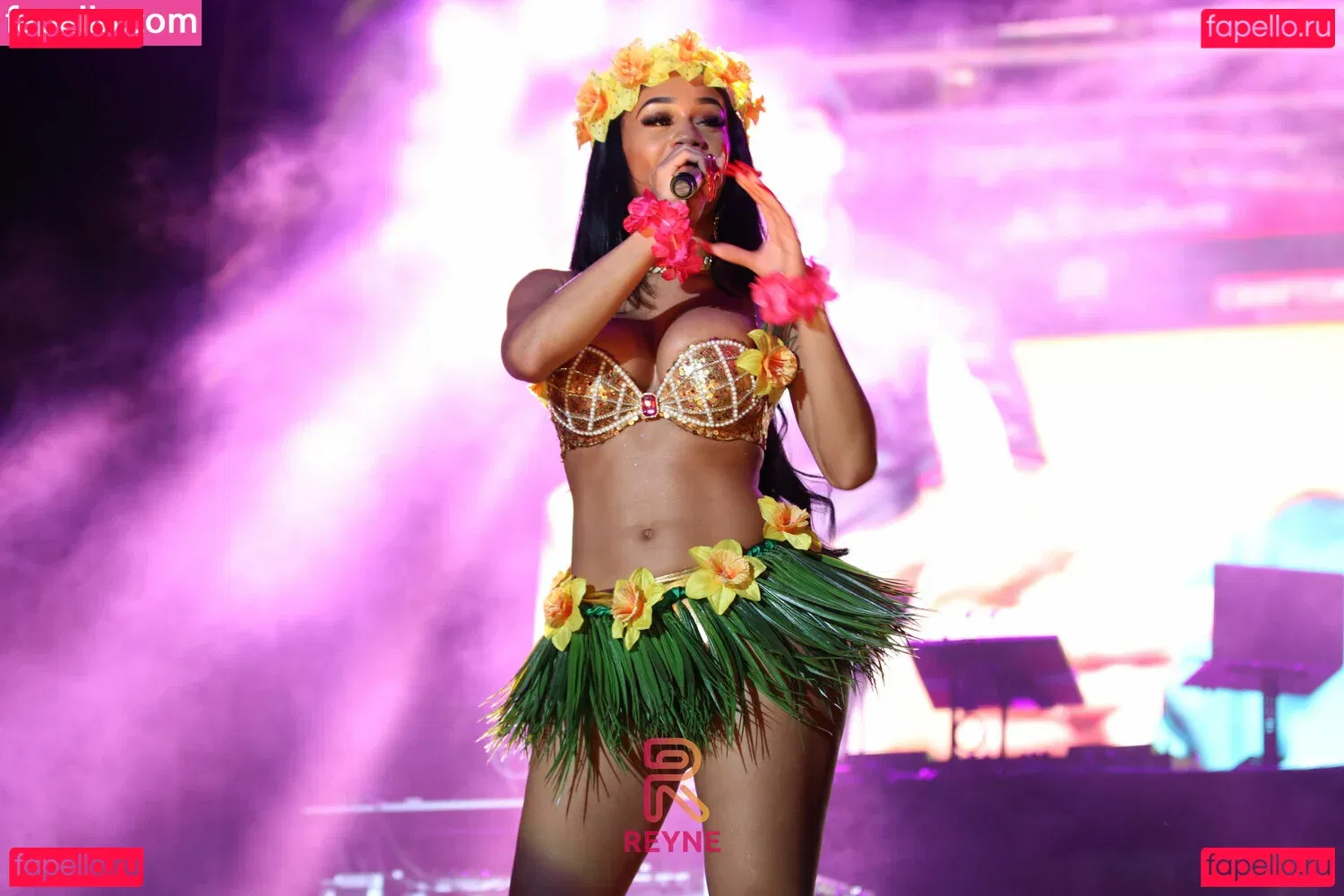 Saweetie Onlyfans Photo Gallery 