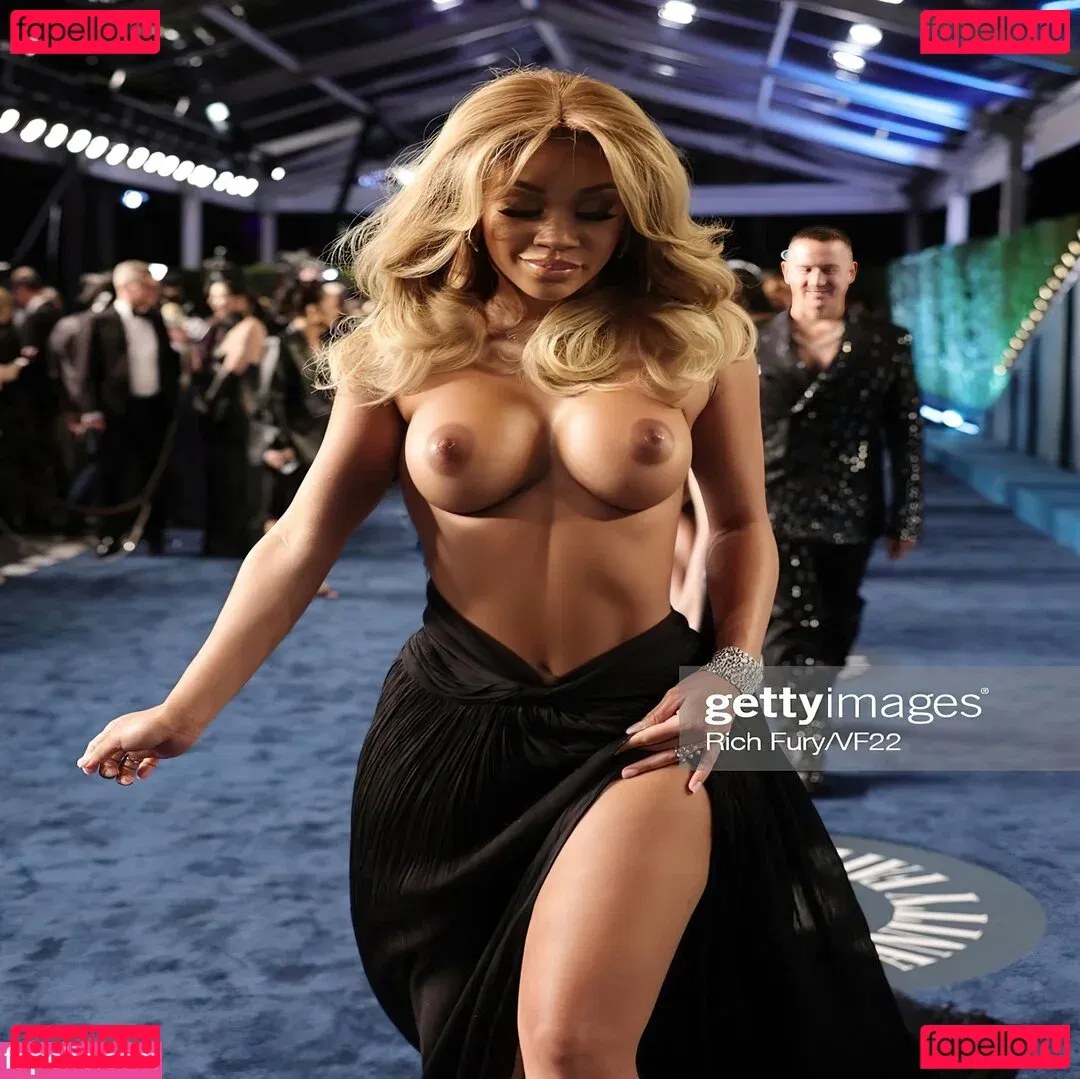 Saweetie Onlyfans Photo Gallery 