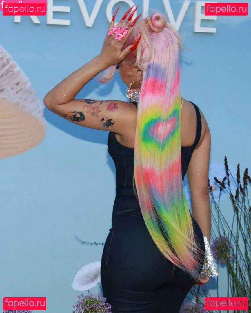 Saweetie Onlyfans Photo Gallery 