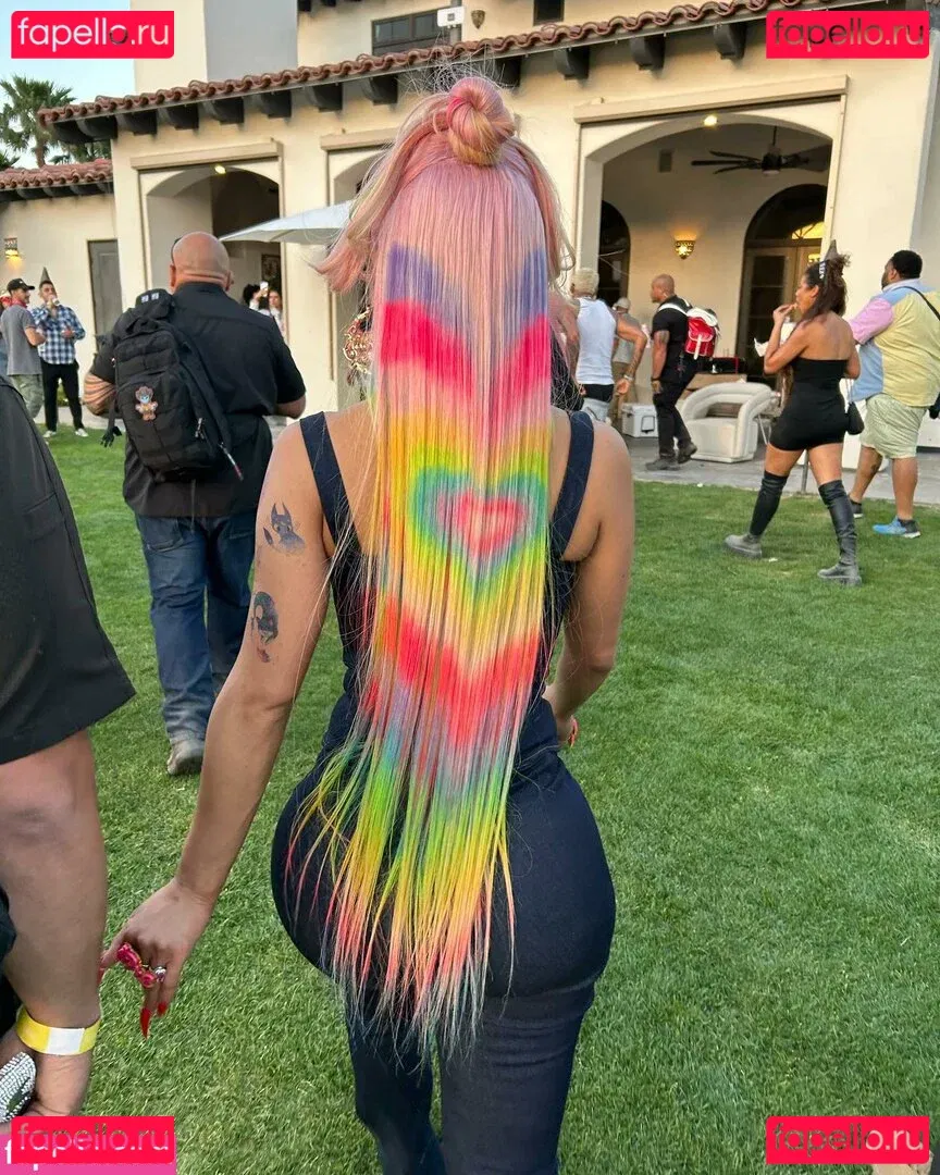 Saweetie Onlyfans Photo Gallery 