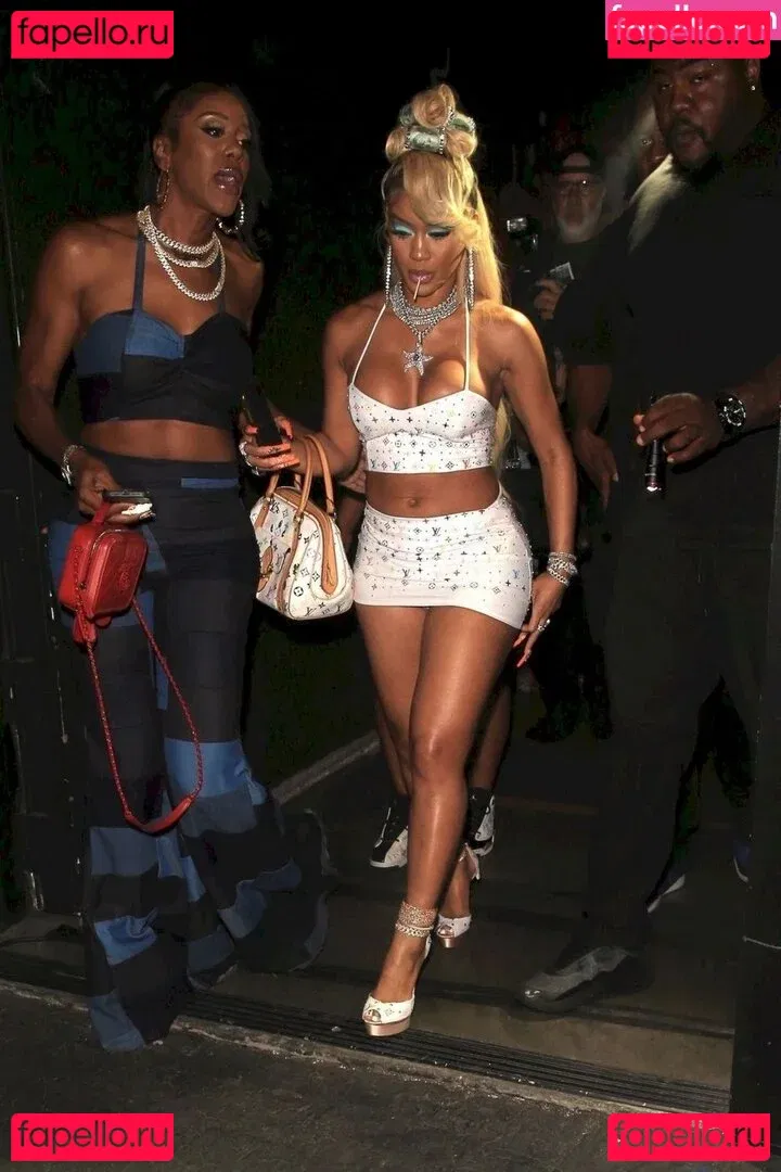 Saweetie Onlyfans Photo Gallery 