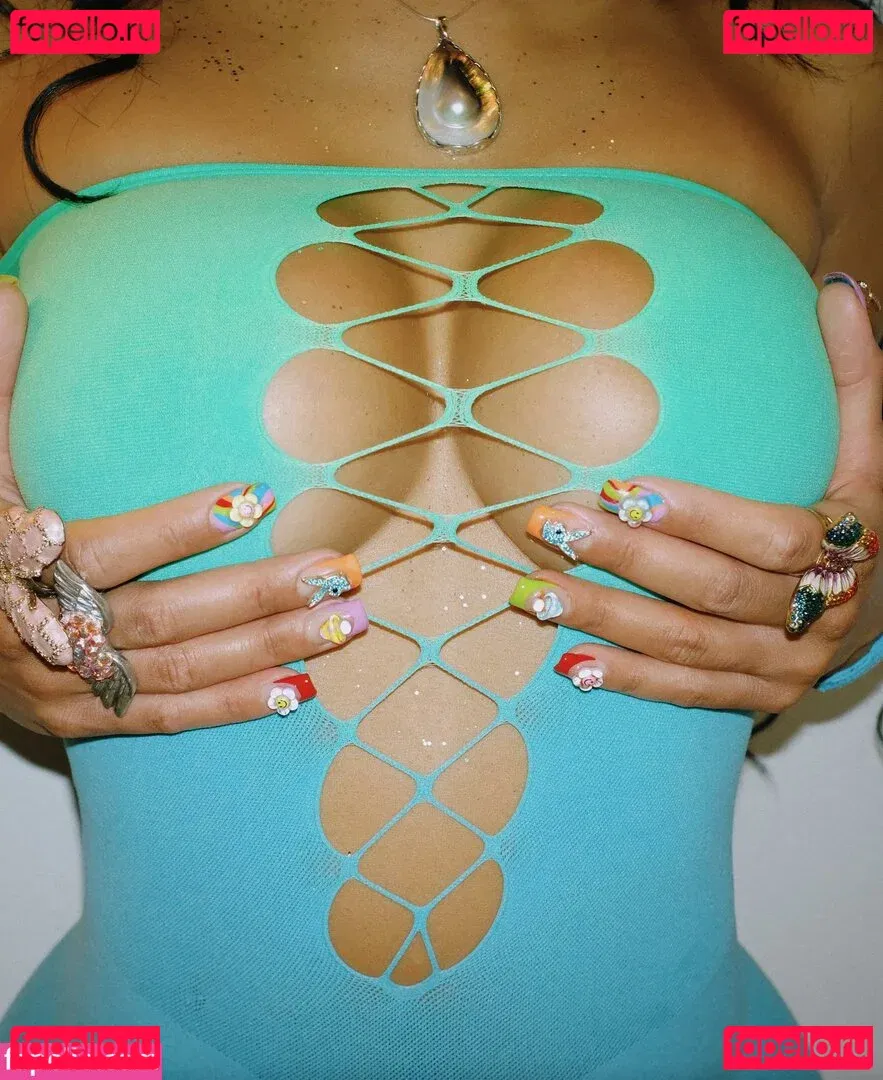 Saweetie Onlyfans Photo Gallery 