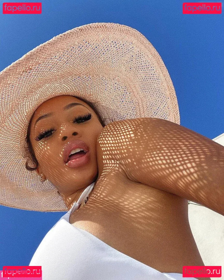 Saweetie Onlyfans Photo Gallery 