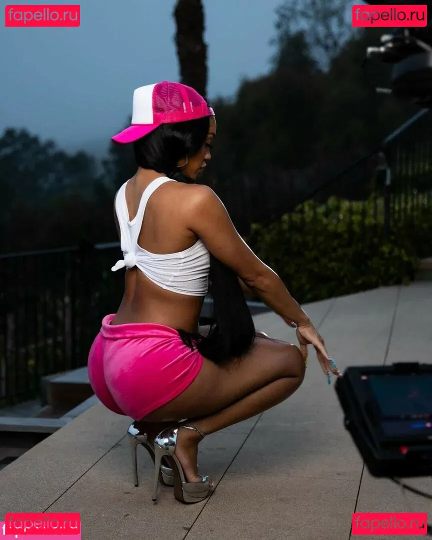 Saweetie Onlyfans Photo Gallery 