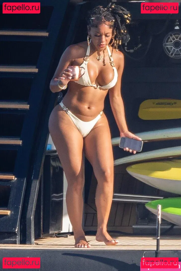 Saweetie Onlyfans Photo Gallery 