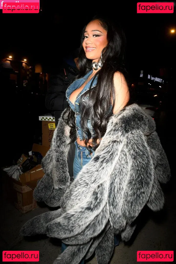 Saweetie Onlyfans Photo Gallery 