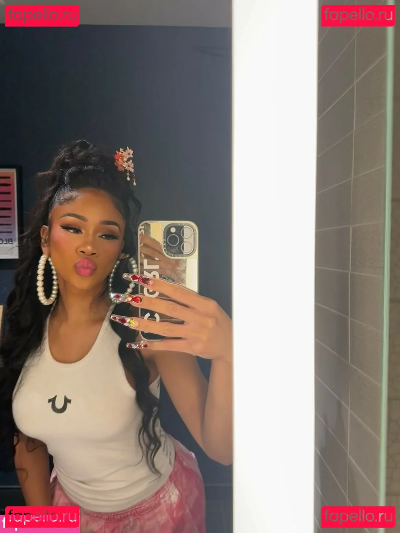 Saweetie Onlyfans Photo Gallery 