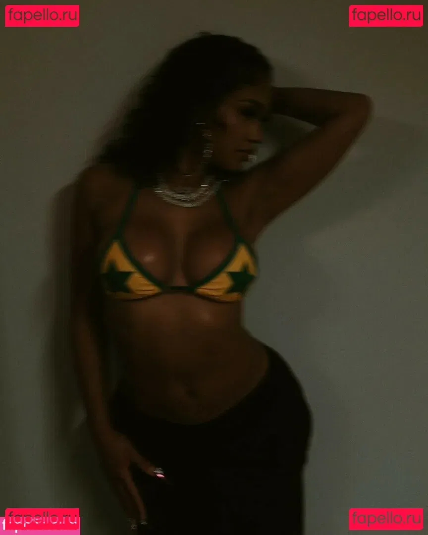 Saweetie Onlyfans Photo Gallery 