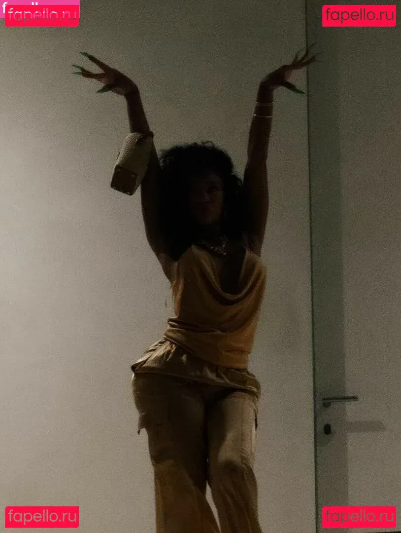 Saweetie Onlyfans Photo Gallery 