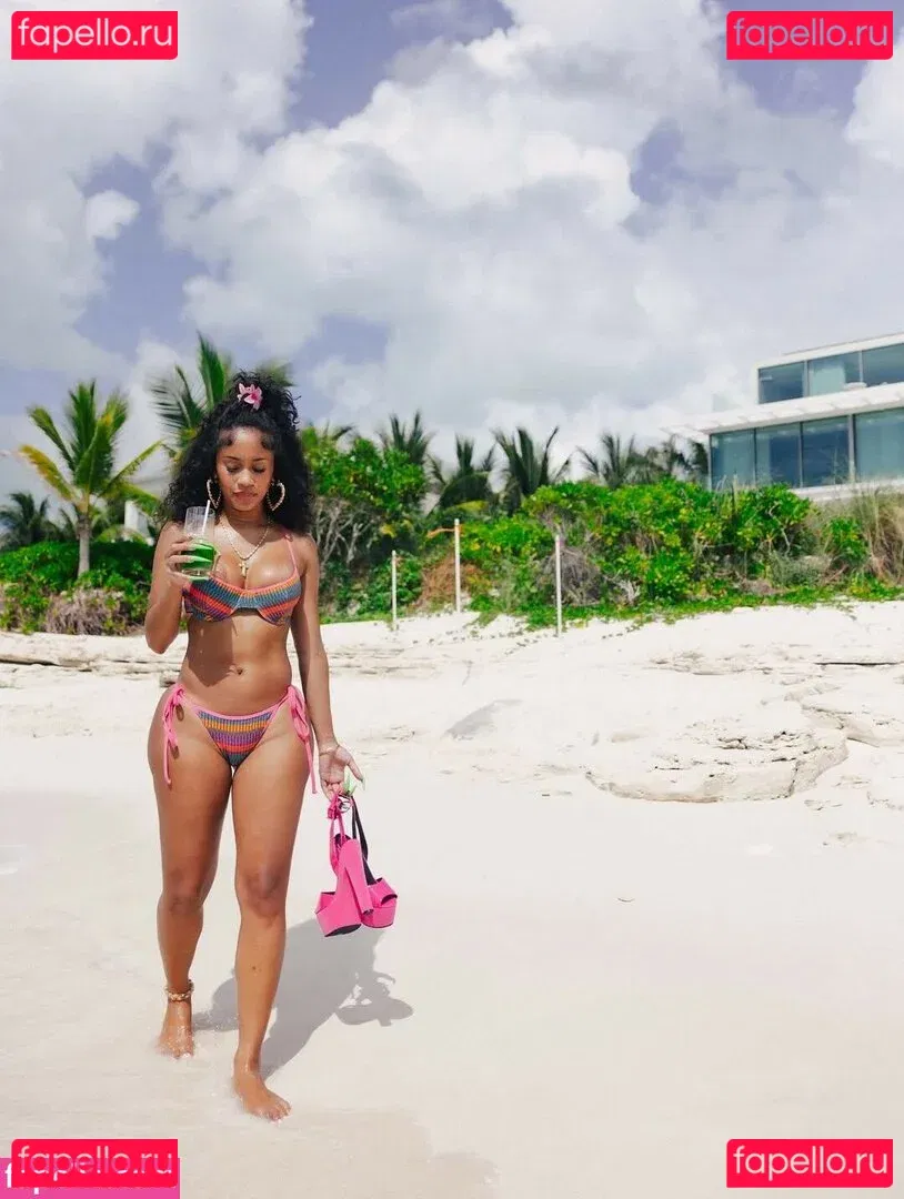 Saweetie Onlyfans Photo Gallery 