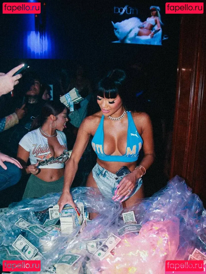 Saweetie Onlyfans Photo Gallery 