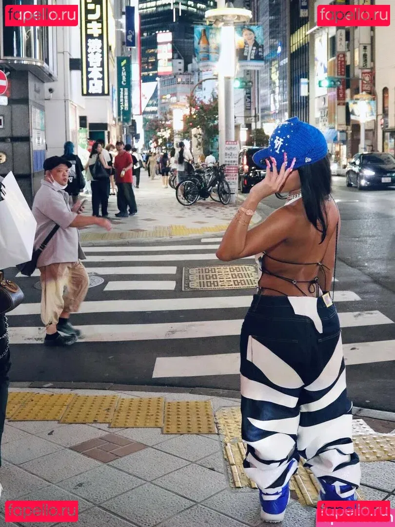 Saweetie Onlyfans Photo Gallery 