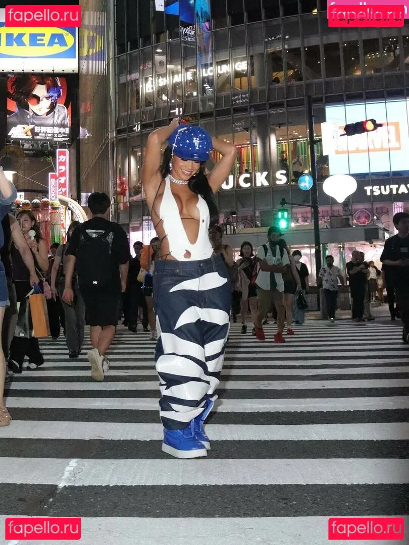 Saweetie Onlyfans Photo Gallery 